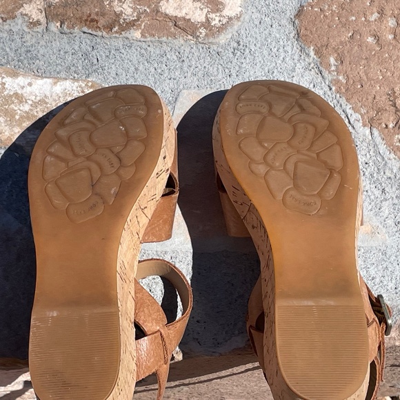 GUC KORK-EASE Women's Myrna 2.0 Ankle Strap Wedge Sandal (Size: 37/Tan) - Picture 12 of 15